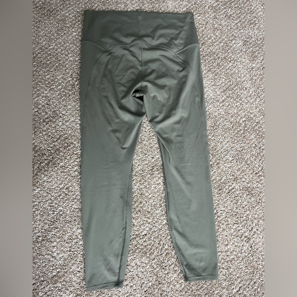 All In Motion Leggings - Picture 2 of 3
